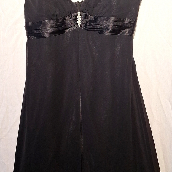 3/$20--Vintage Black Neglige, Faux Diamonds, 38C - Picture 8 of 16